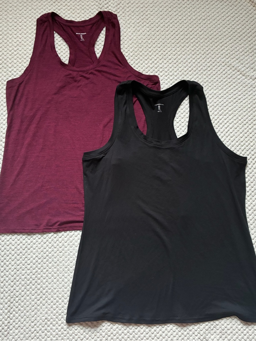 Amazon Essentials Set of 2 Racerback Tank Tops - Black & Wine